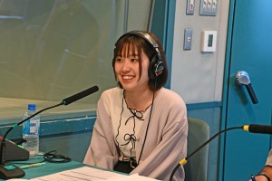 シスタントは東京アナウンス学院 声優科の学生が担当